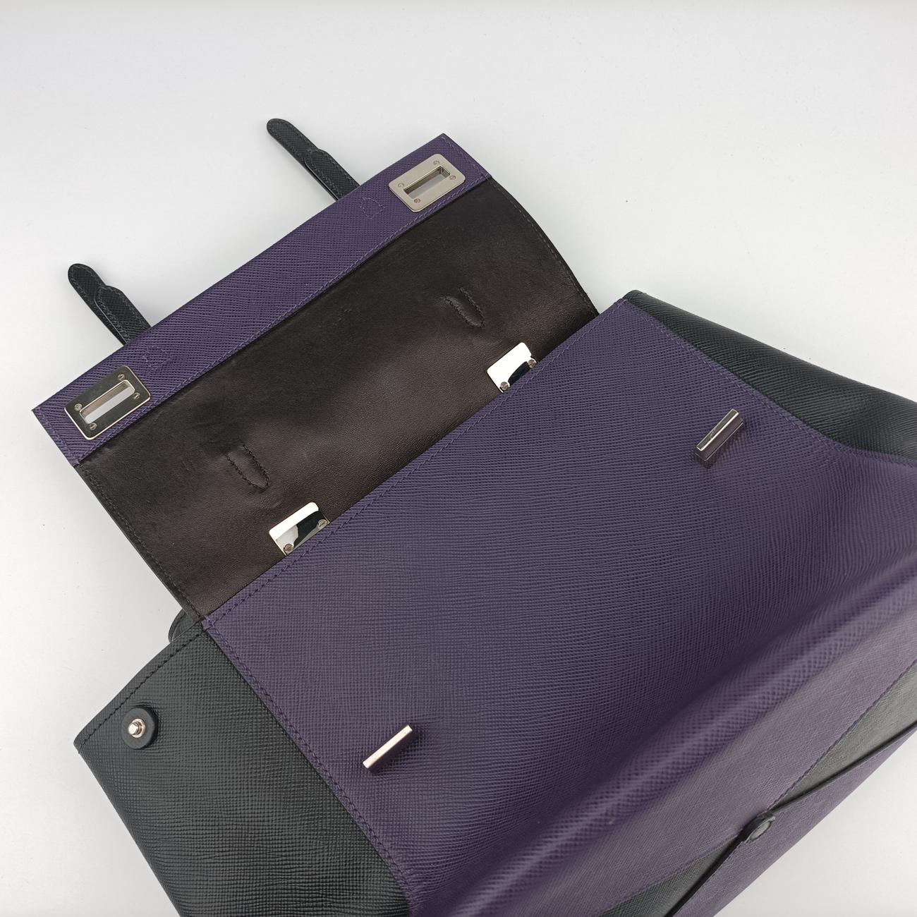 Turn LockPurple x BlackSAFFIANO LeatherBN2821239/Aターンロックパープル×ブラックサフィアーノレザーBN2821239/A