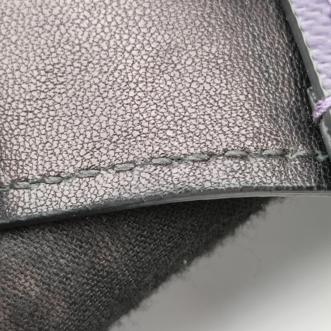 Turn LockPurple x BlackSAFFIANO LeatherBN2821239/Aターンロックパープル×ブラックサフィアーノレザーBN2821239/A
