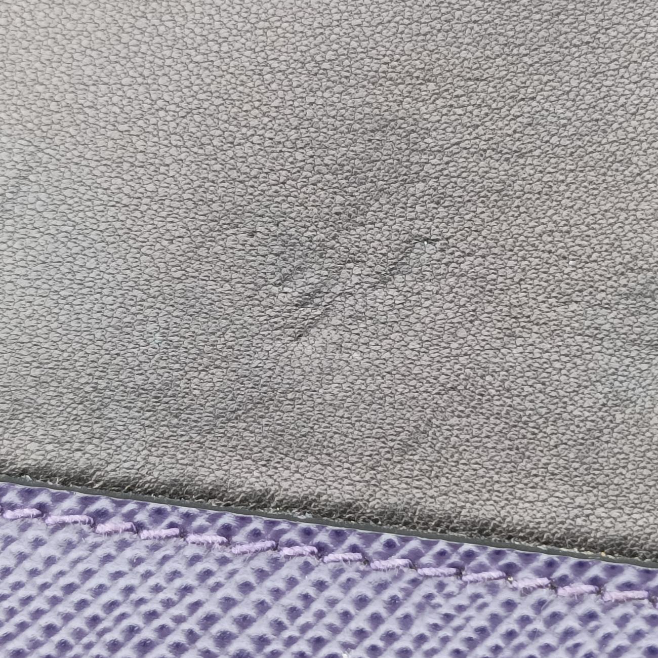 Turn LockPurple x BlackSAFFIANO LeatherBN2821239/Aターンロックパープル×ブラックサフィアーノレザーBN2821239/A