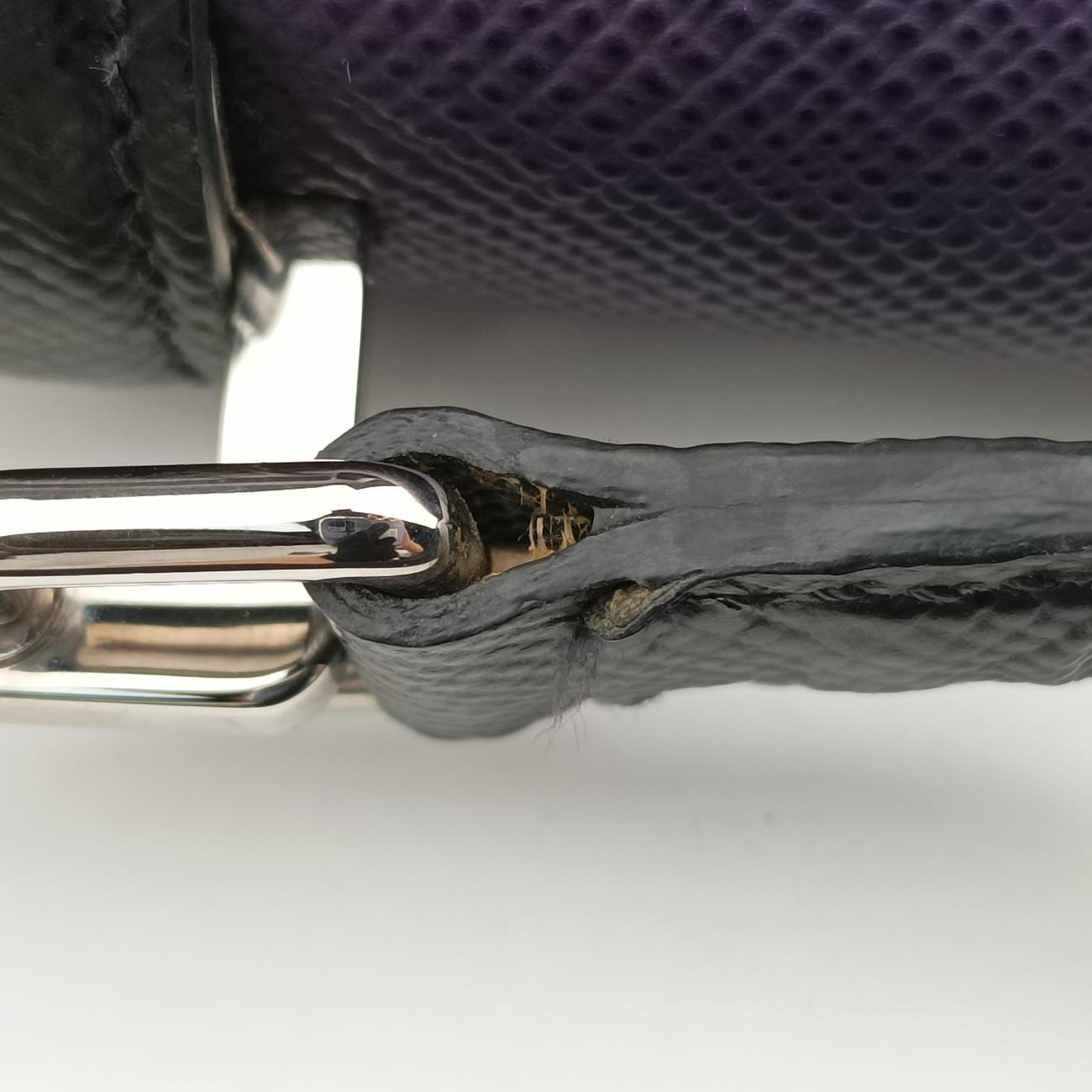 Turn LockPurple x BlackSAFFIANO LeatherBN2821239/Aターンロックパープル×ブラックサフィアーノレザーBN2821239/A