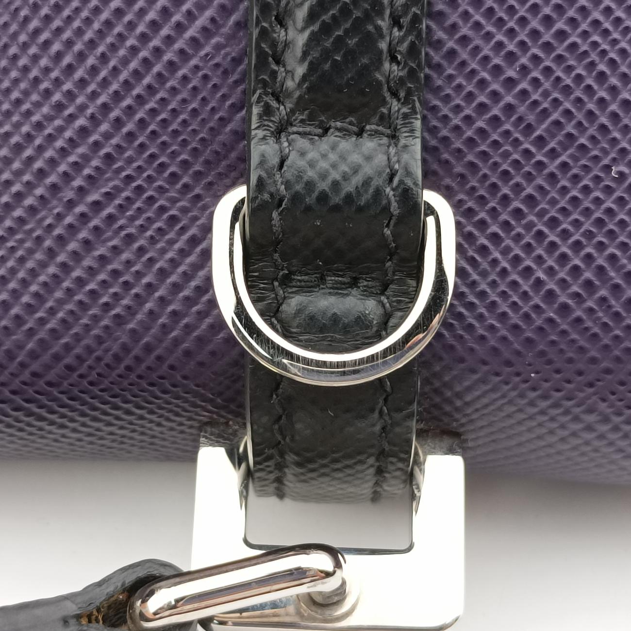 Turn LockPurple x BlackSAFFIANO LeatherBN2821239/Aターンロックパープル×ブラックサフィアーノレザーBN2821239/A