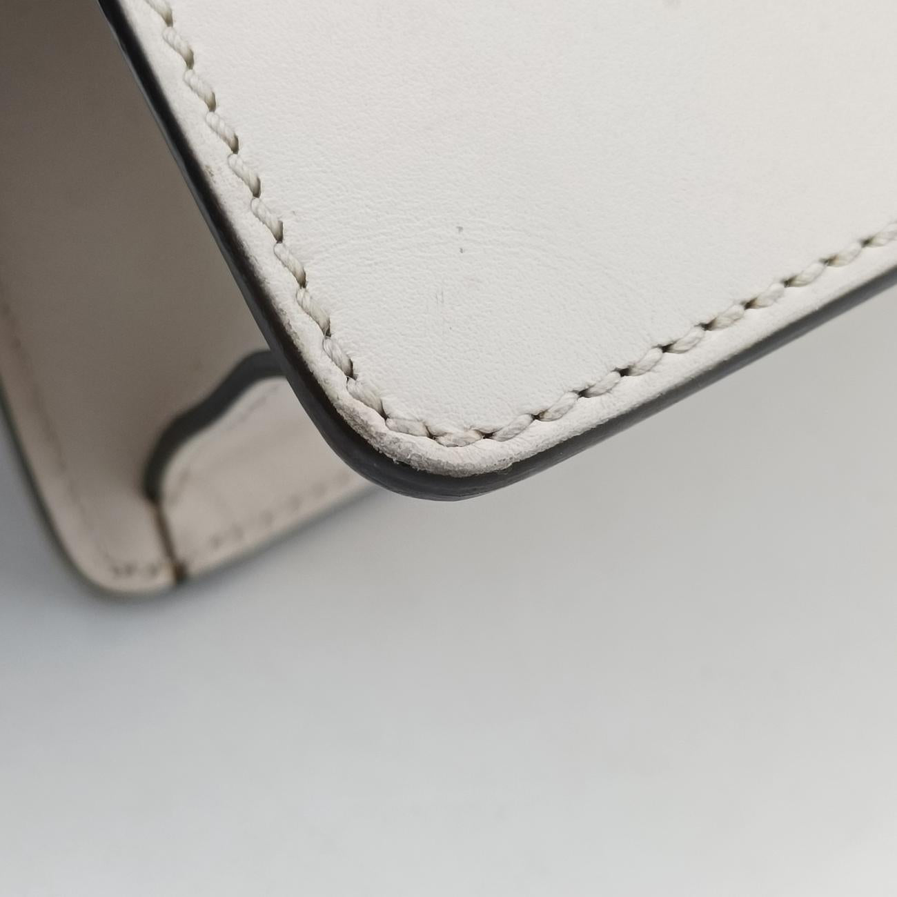 SylvieWhiteLeather470270H023363966シルヴィホワイトレザー470270H023363966