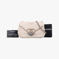Chevron Caviar Small CC FlapWhiteCaviar SkinA9377323780277シェブロンキャビアスモールCCフラップホワイトキャビアスキンA9377323780277