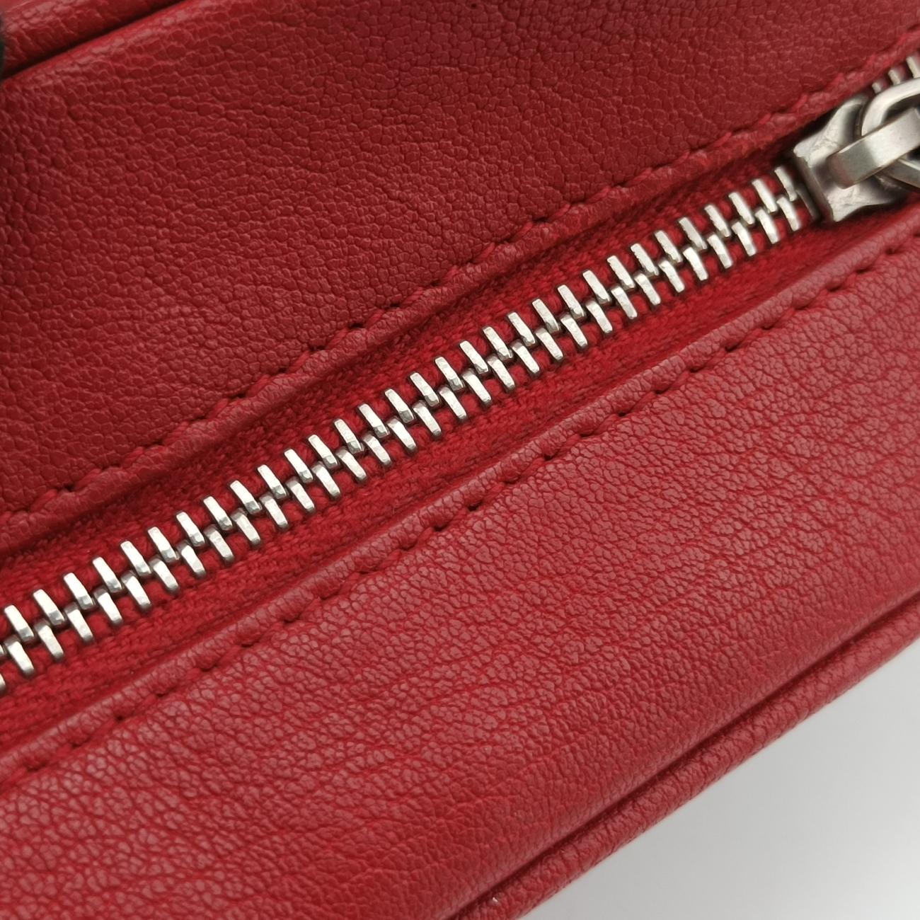 Lou cameraRedLeather527096PTR527096.0218ルー カメラレッドレザー527096PTR527096.0218