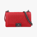 BOY CHANELRedlambskinA6708620899758ボーイシャネルレッドラムスキンA6708620899758