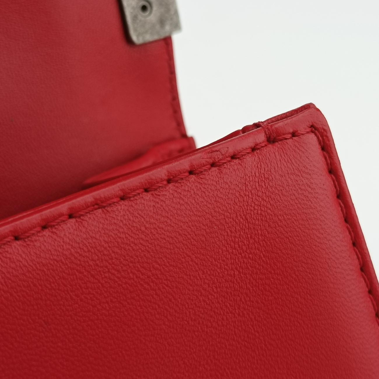 BOY CHANELRedlambskinA6708620899758ボーイシャネルレッドラムスキンA6708620899758