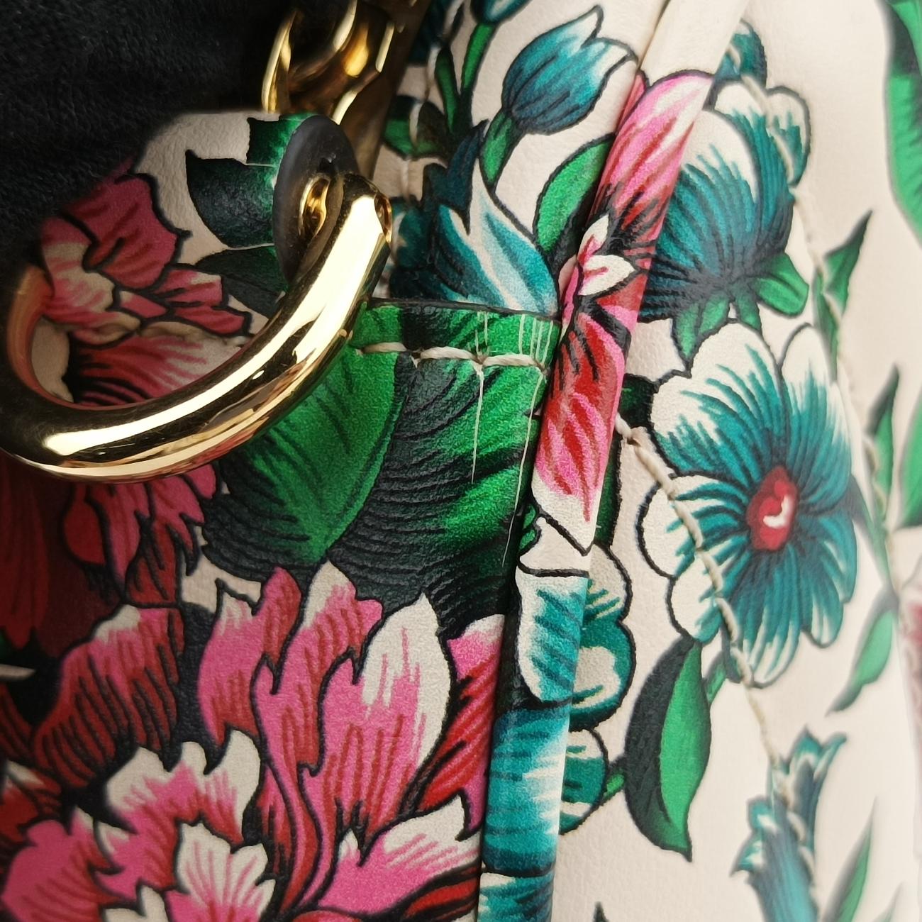 GG Marmont Flower Print HeartMulticolourLeather740355A040803115GGマーモント フラワー プリント ハートマルチカラーレザー740355A040803115