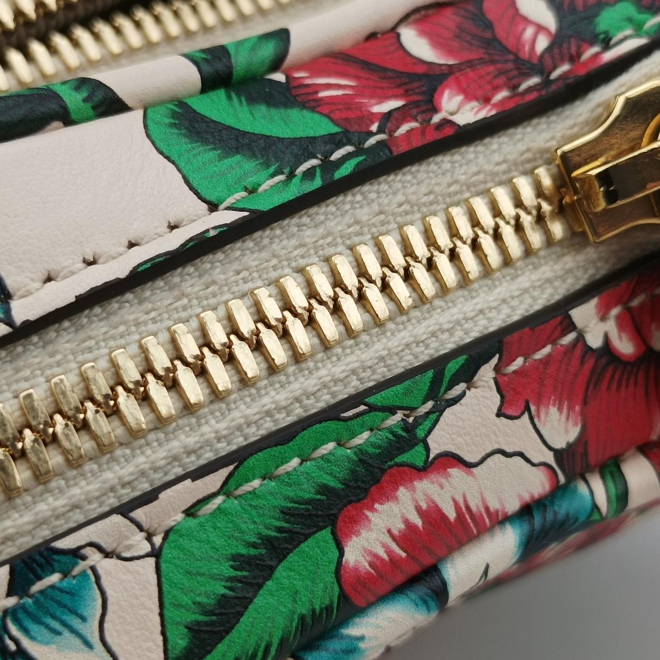 GG Marmont Flower Print HeartMulticolourLeather740355A040803115GGマーモント フラワー プリント ハートマルチカラーレザー740355A040803115