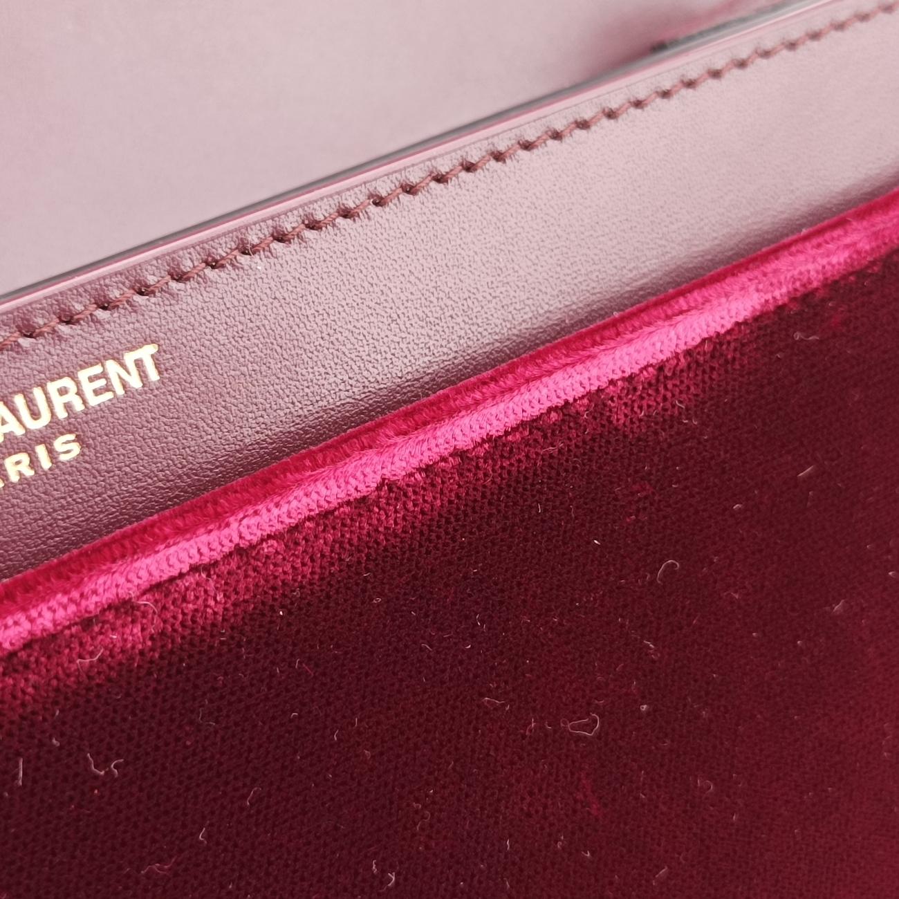 CASSANDRABurgundyvelour532750ARS532750.0619カサンドラワインレッドベロア532750ARS532750.0619