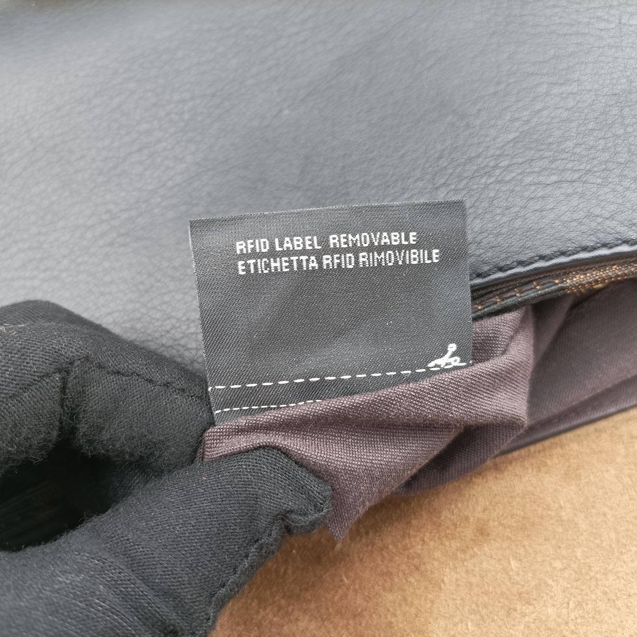 Pequin Embossed Striped ClaudiaBlackLeather8BT2058BT205-Q0Y 139-2566ペカン エンボス ストライプ クラウディアブラックレザー8BT2058BT205-Q0Y 139-2566