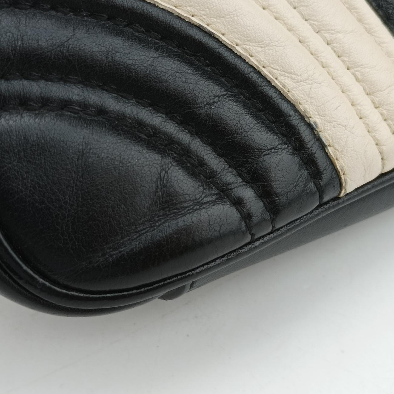 GG MarmontBlack / WhiteLeather443497A020602259GGマーモントブラック／ホワイトレザー443497A020602259