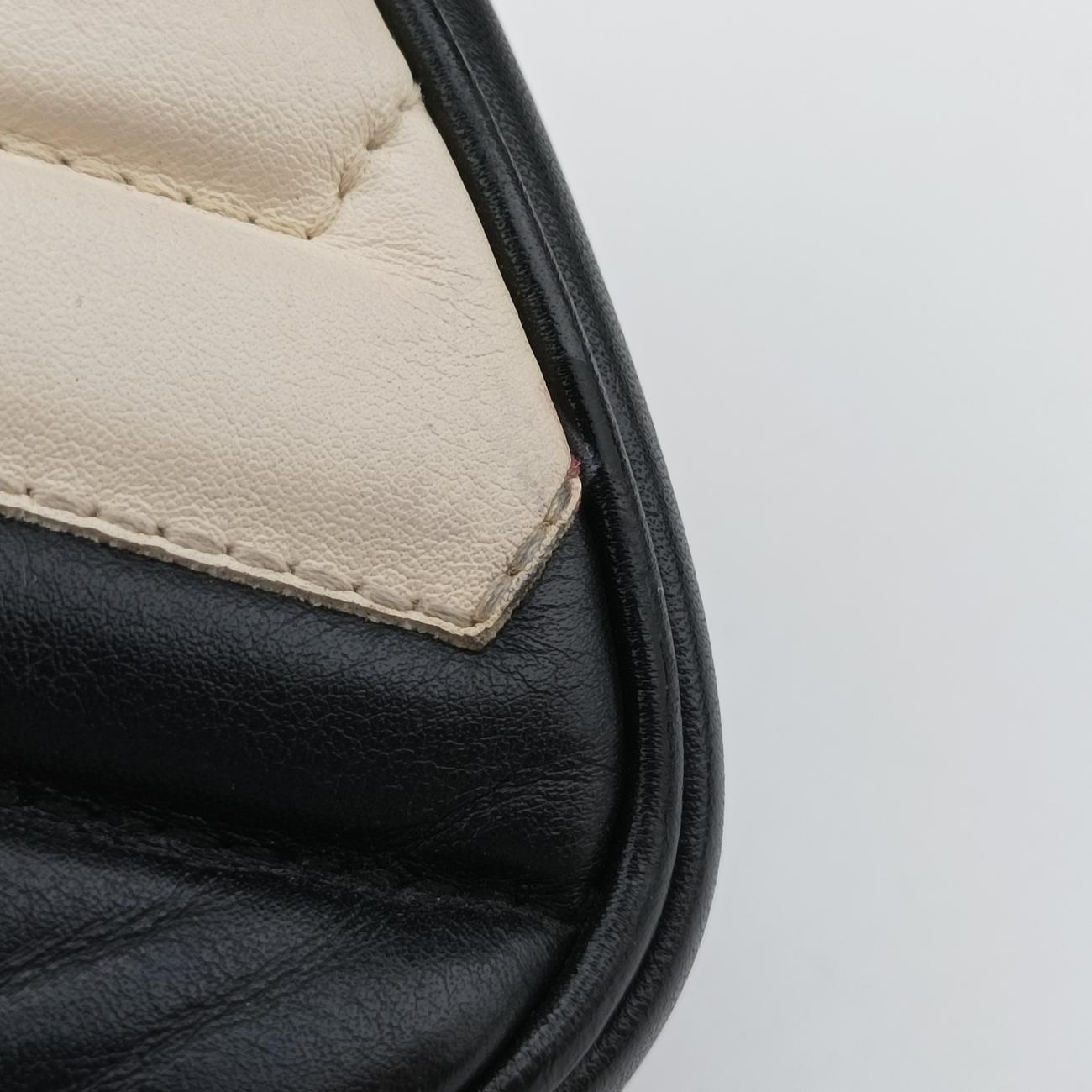 GG MarmontBlack / WhiteLeather443497A020602259GGマーモントブラック／ホワイトレザー443497A020602259