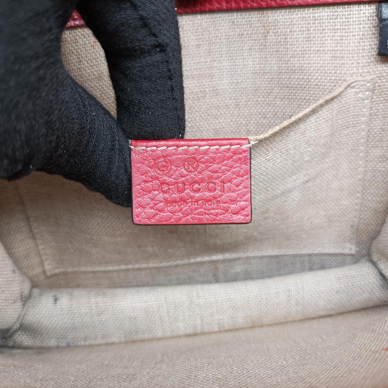 Interlocking GRedLeather510304F027818433インターロッキングGレッドレザー510304F027818433