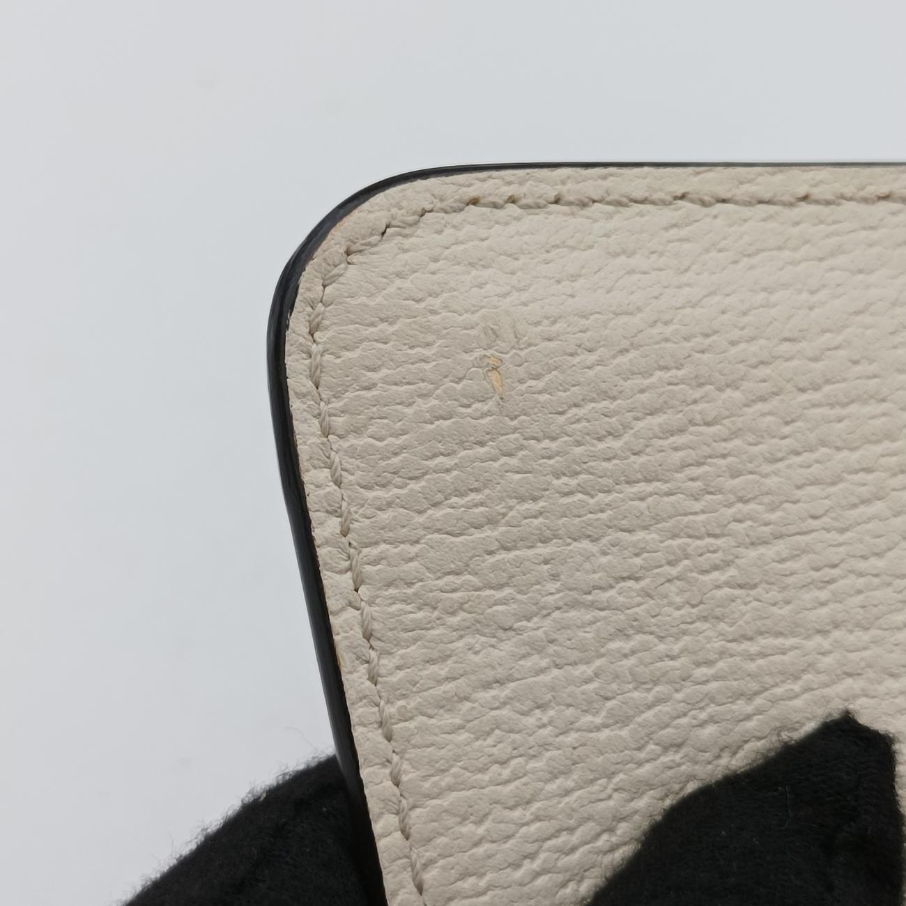 Queen MargaretWhitePVC coated canvas×Leather476541B027160674クイーン マーガレットホワイトPVCコーティングキャンバス×レザー476541B027160674