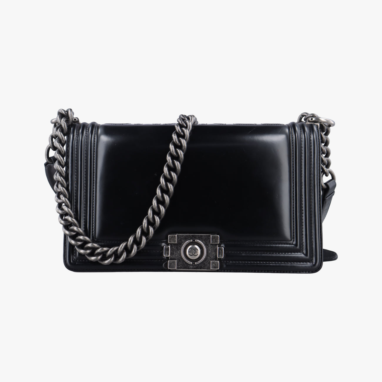 BOY CHANELBlackenameruA6708621503019ボーイシャネルブラックエナメルA6708621503019