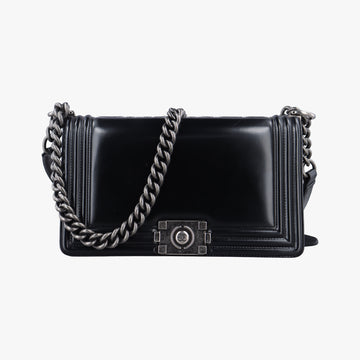BOY CHANELBlackenameruA6708621503019ボーイシャネルブラックエナメルA6708621503019
