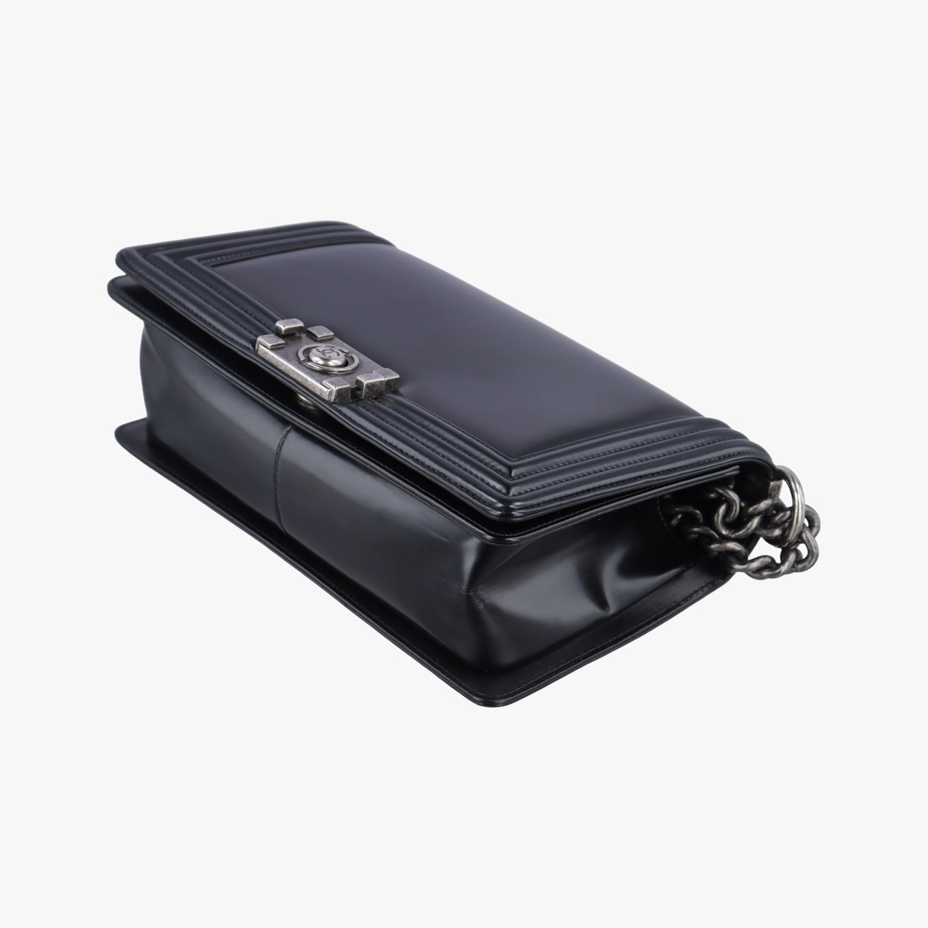 BOY CHANELBlackenameruA6708621503019ボーイシャネルブラックエナメルA6708621503019