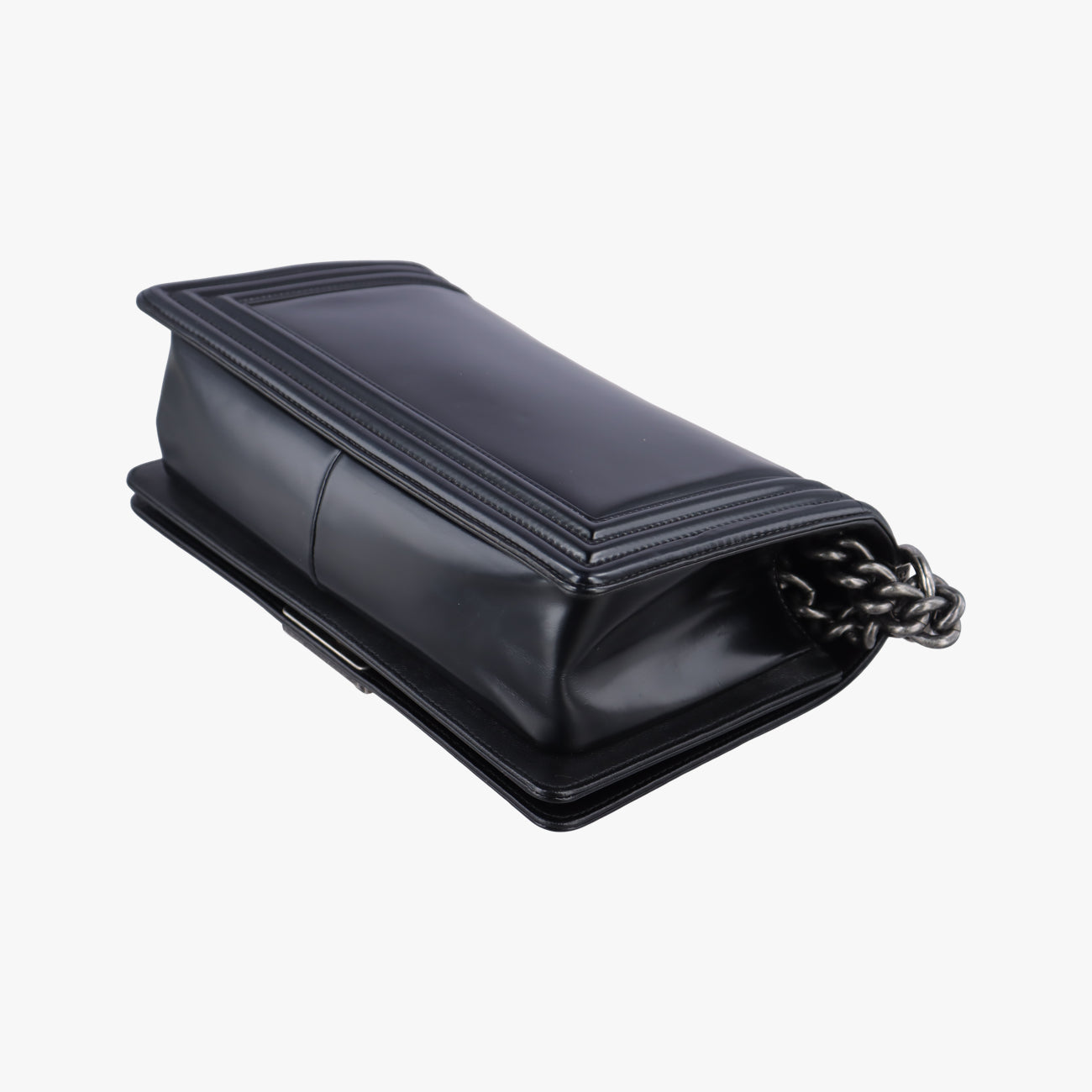 BOY CHANELBlackenameruA6708621503019ボーイシャネルブラックエナメルA6708621503019