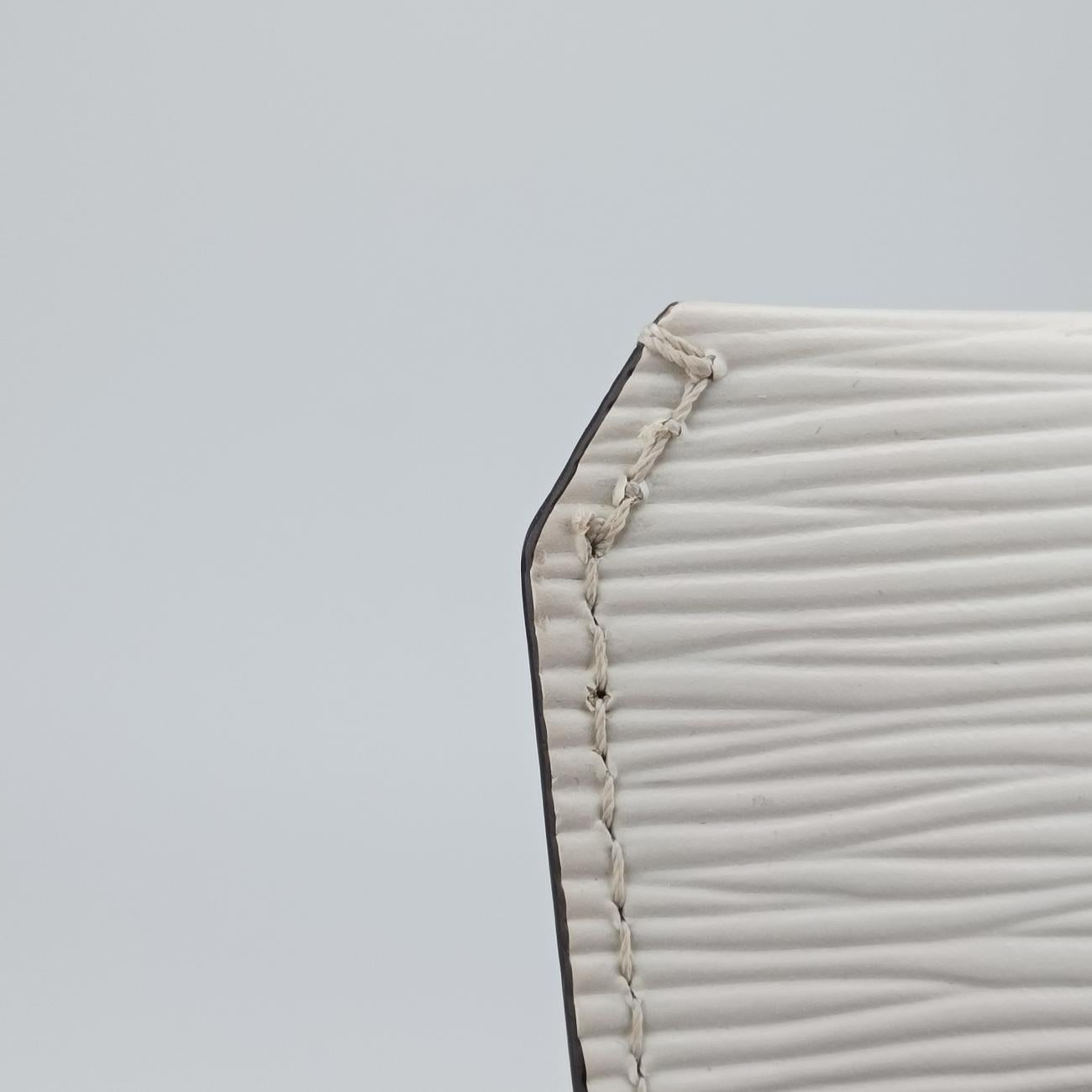 Grenelle MMWhiteEpiM53690CA4188グルネルMMホワイトエピM53690CA4188