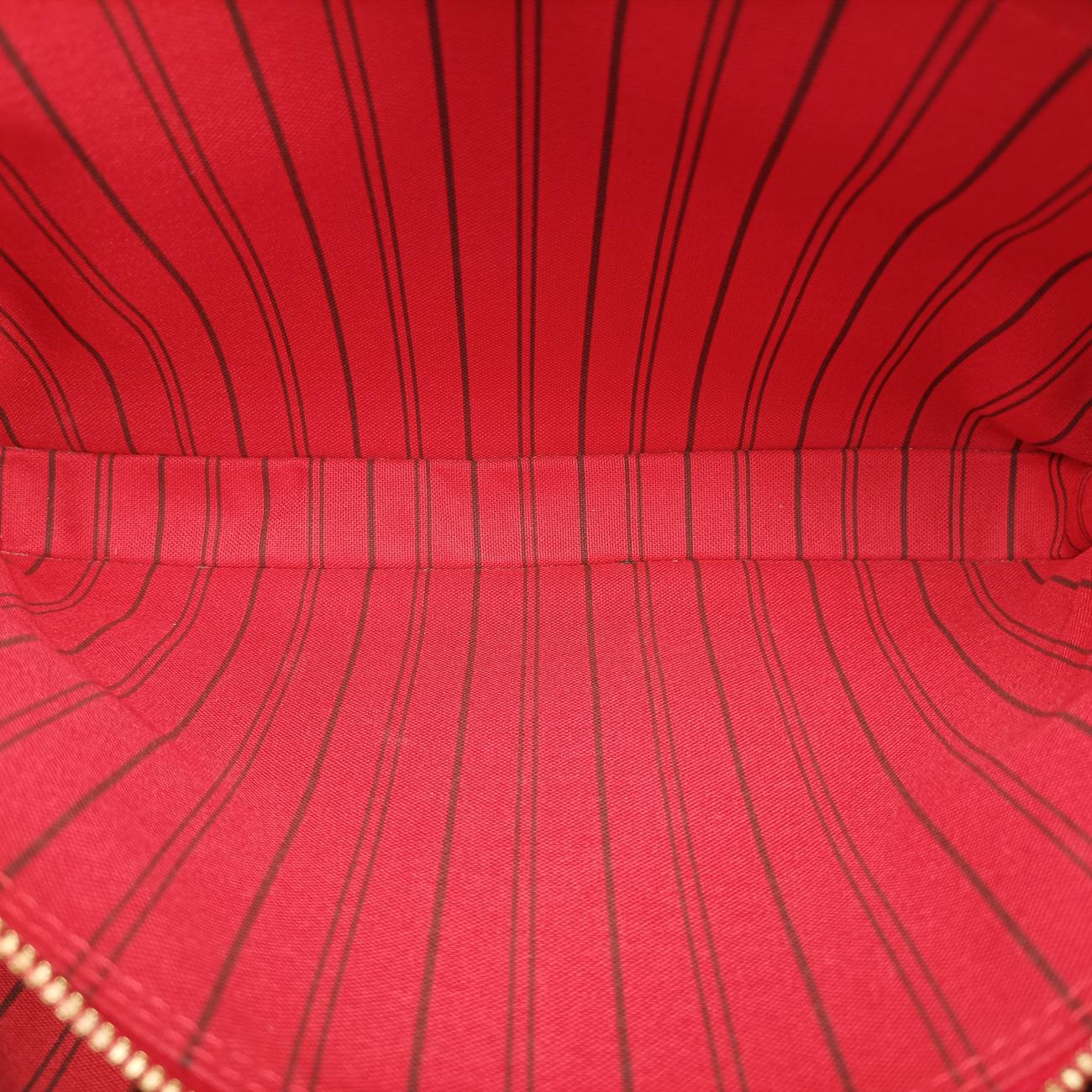 Montaigne MMCERISEMonogram EmpreinteM41194AH4144モンテーニュMMスリーズモノグラム アンプラントM41194AH4144