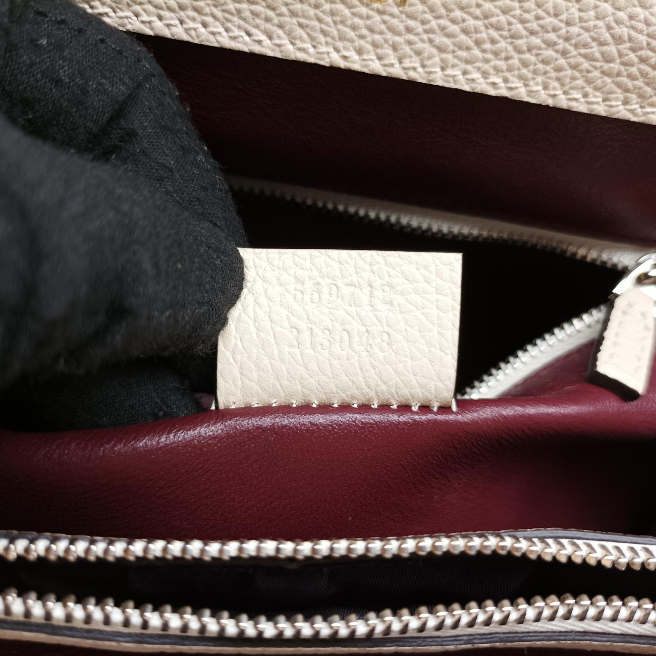 ZumiWhiteLeather569712A027978348ズゥミホワイトレザー569712A027978348