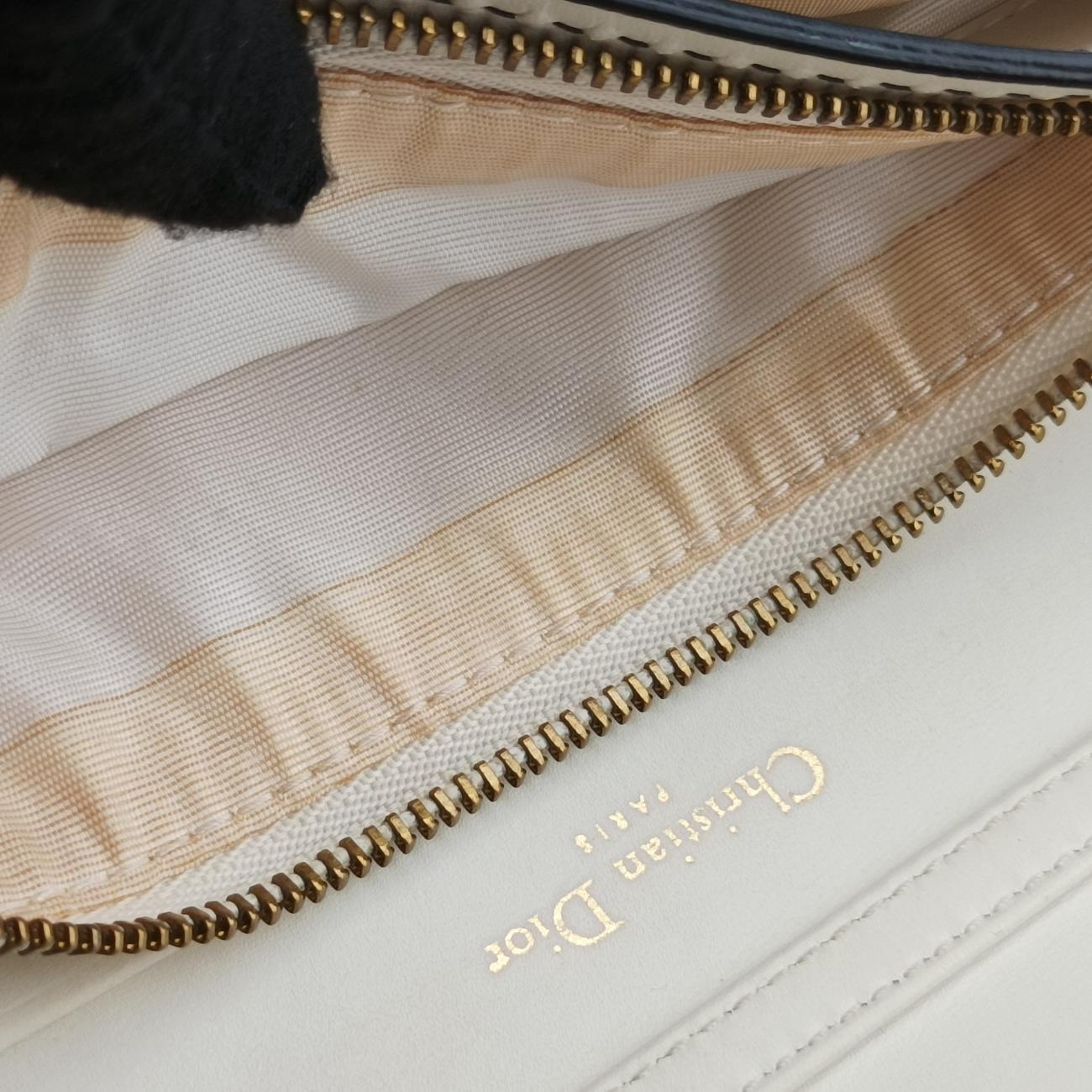 J'AdiorWhiteLeather12-MA-0117ジャディオールホワイトレザー12-MA-0117