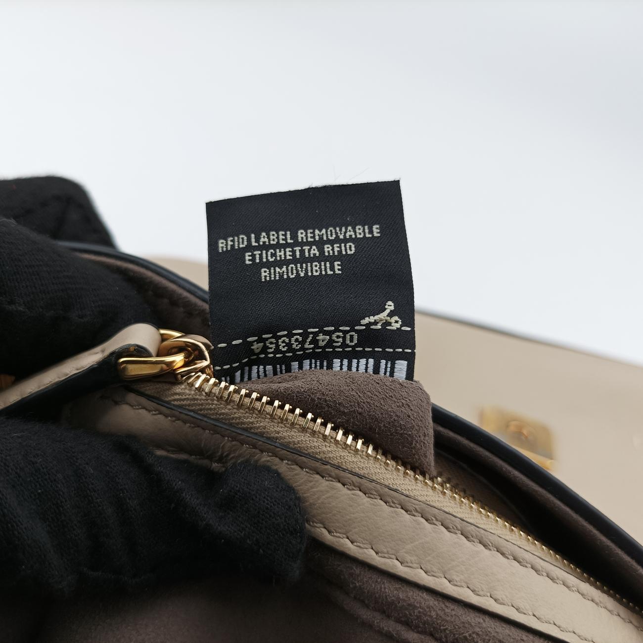 BAGUETTEMulticolourLeather8BR6008BR600-A6CE-198-10429マンマバケットマルチカラーレザー8BR6008BR600-A6CE-198-10429