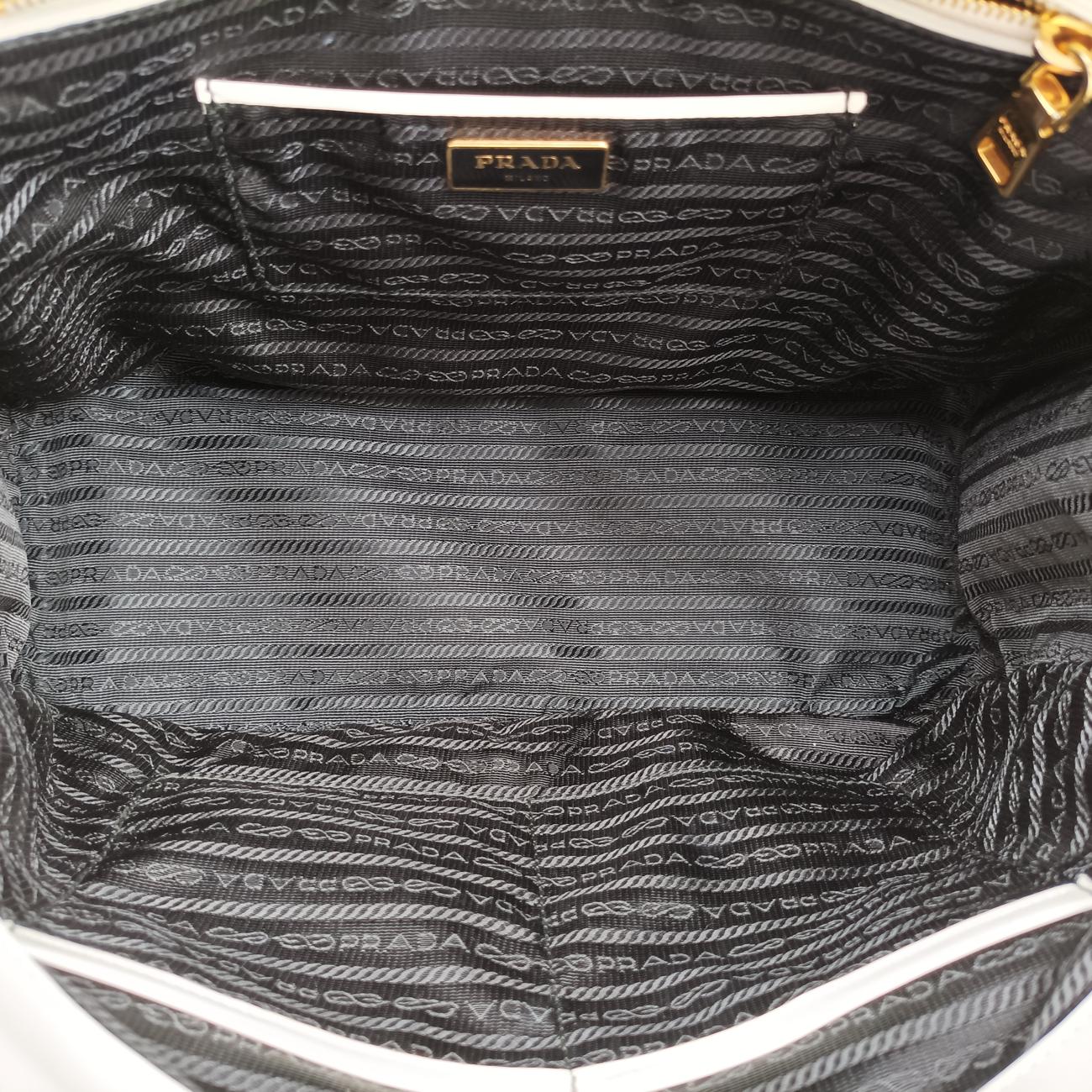 Flowers Double ZipBlack x Whiteleather31/Eフラワーズダブルジップブラック×ホワイトレザー31/E