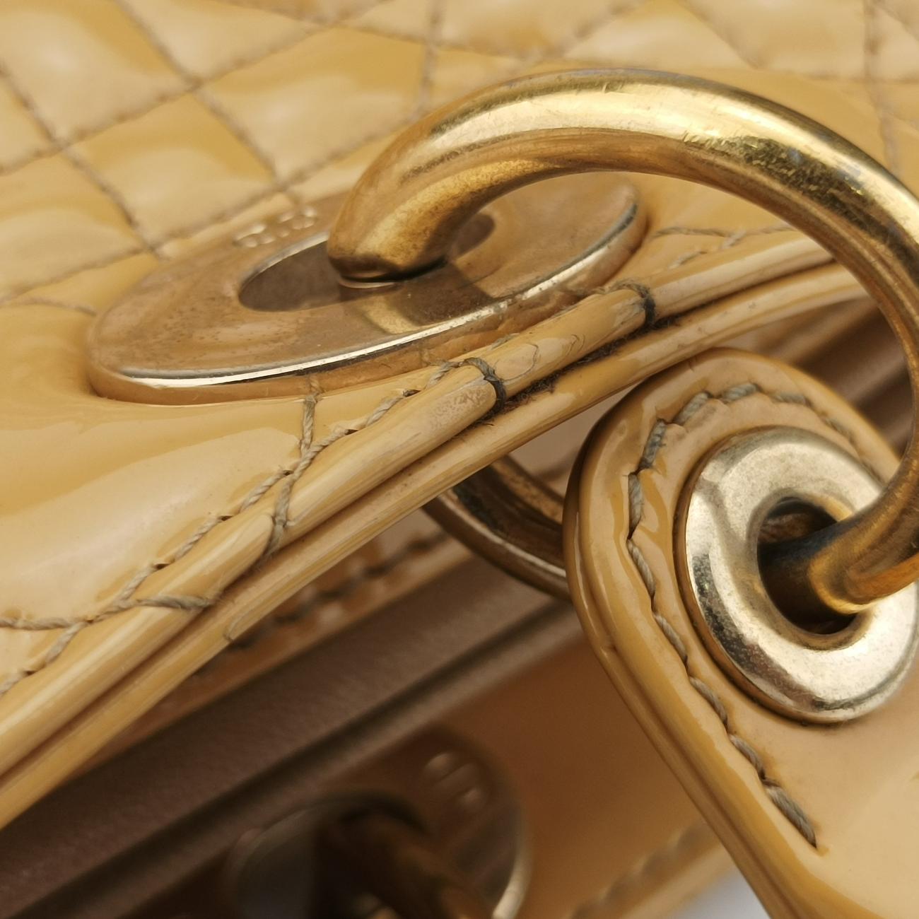 Lady DiorBeigePatent16-BO-0111 Bレディディオール ラージベージュパテント16-BO-0111 B