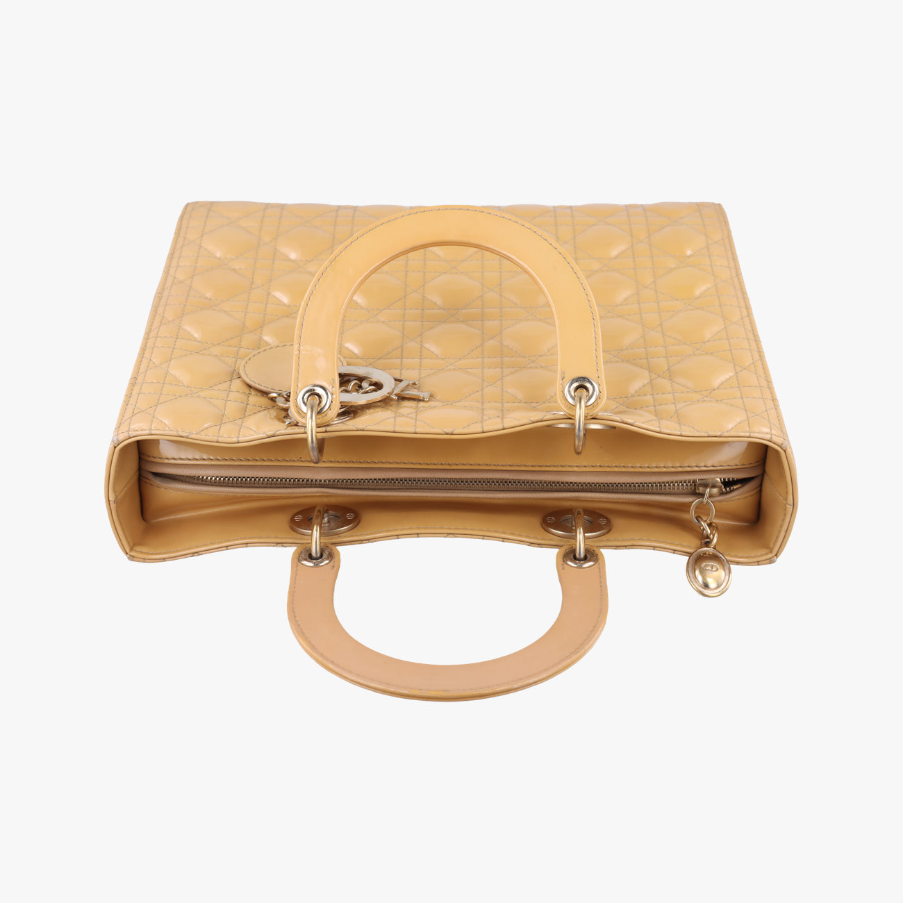 Lady DiorBeigePatent16-BO-0111 Bレディディオール ラージベージュパテント16-BO-0111 B