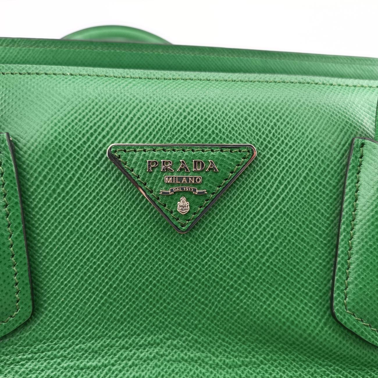 Double CuirGreenSAFFIANO LeatherB2756T113 15ダブル キュイールグリーンサフィアーノレザーB2756T113 15