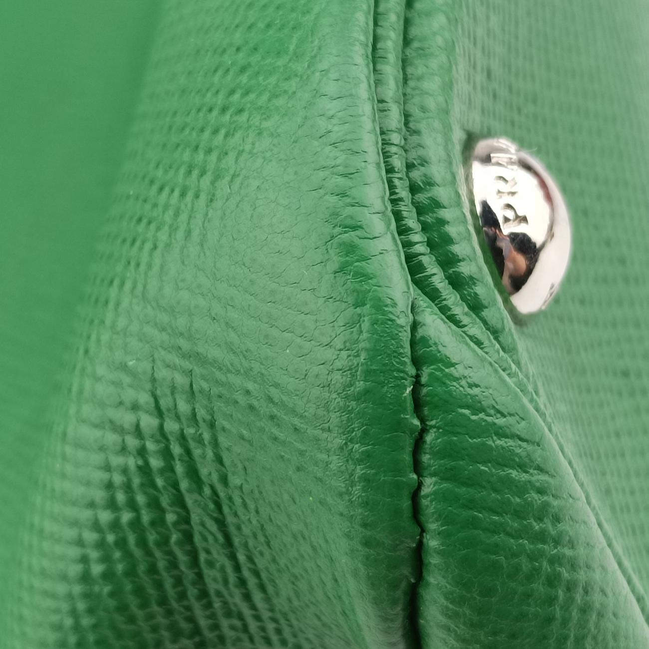 Double CuirGreenSAFFIANO LeatherB2756T113 15ダブル キュイールグリーンサフィアーノレザーB2756T113 15