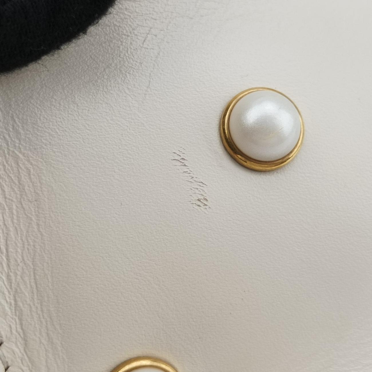 Broadway Pearl BeeWhiteLeather453778D022806788ブロードウェイ パール ビーホワイトレザー453778D022806788