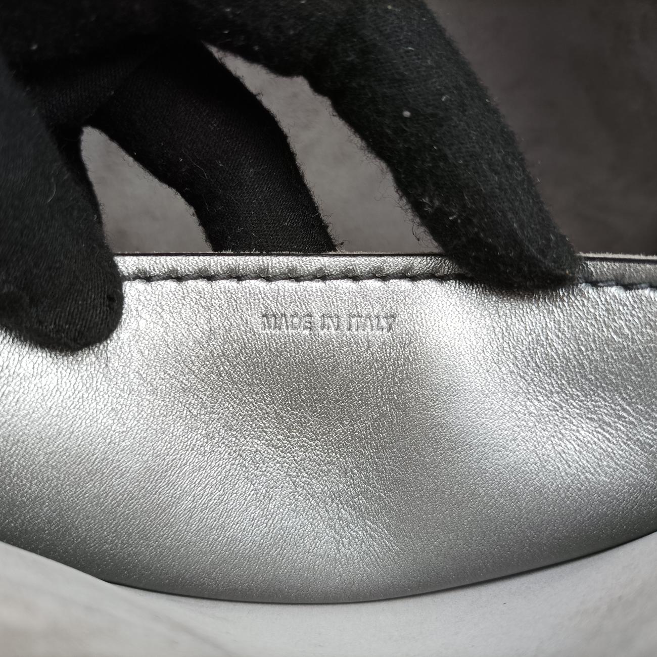 DiorevolutionSilverLeather19-MA-0147ディオール エボリューション フラップシルバーレザー19-MA-0147