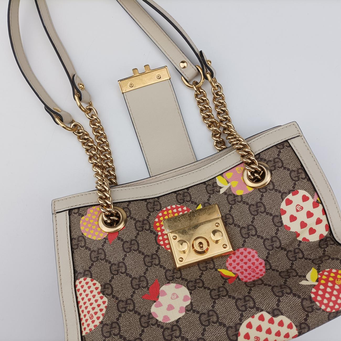 PadlockBeige x MulticolorPVC coated canvas498156C035184653パドロックベージュｘマルチカラーPVCコーティングキャンバス498156C035184653