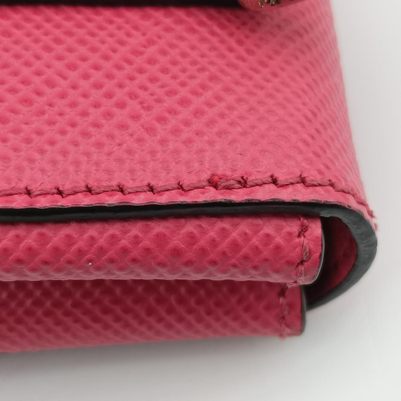Small Double TurnlockPinkSAFFIANO LeatherBT955X7 Lスモール ダブル ターンロックピンクサフィアーノレザーBT955X7 L