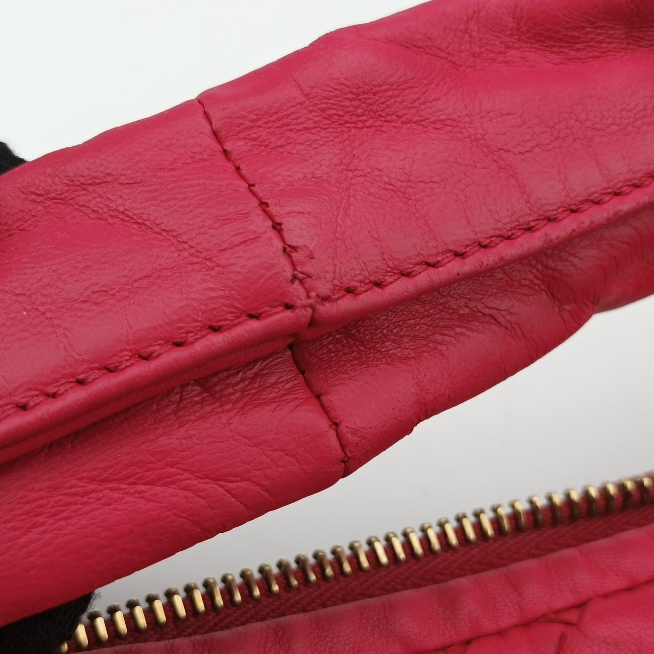 IntrecciatoRedlambskin115654 V0013 6441 EPEV 2010 2552 Cイントレチャートレッドラムスキン115654 V0013 6441 EPEV 2010 2552 C