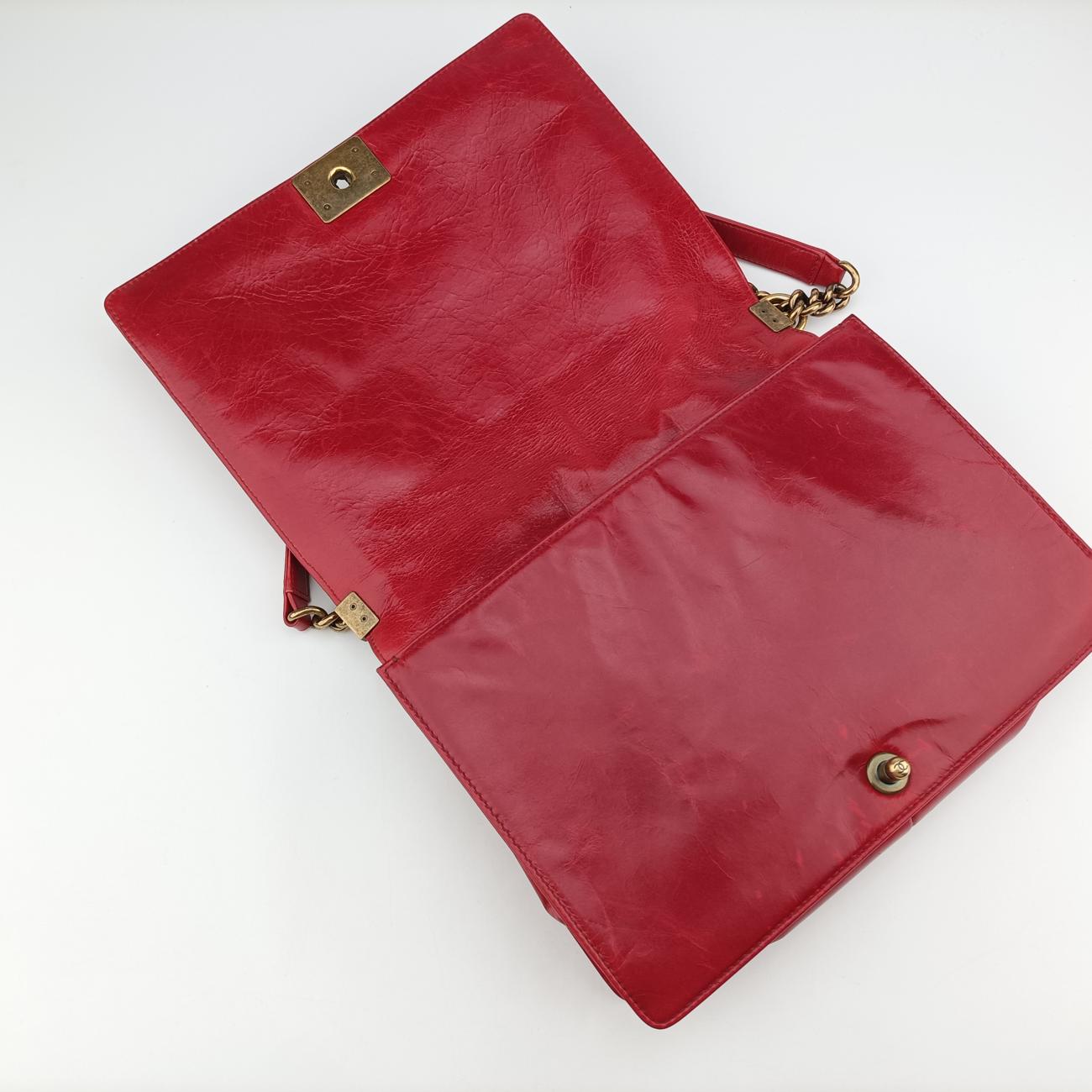 BOY CHANELRedOiled LeatherA6708717818720ボーイシャネルレッドオイルドレザーA6708717818720