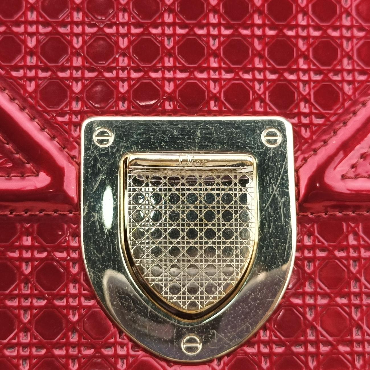 DioramaRedPatent01-BO-1107ディオラマレッドパテント01-BO-1107