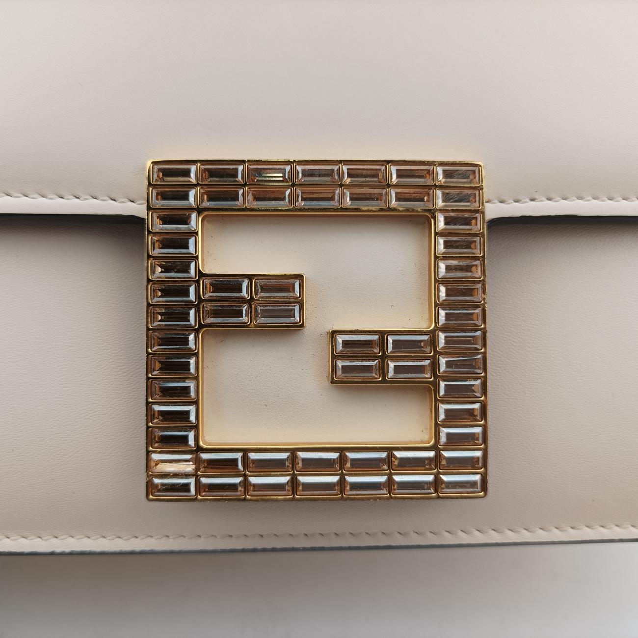 FabWhiteLeather8BT3268BT326 AAIW 209.0189ファブホワイトレザー8BT3268BT326 AAIW 209.0189