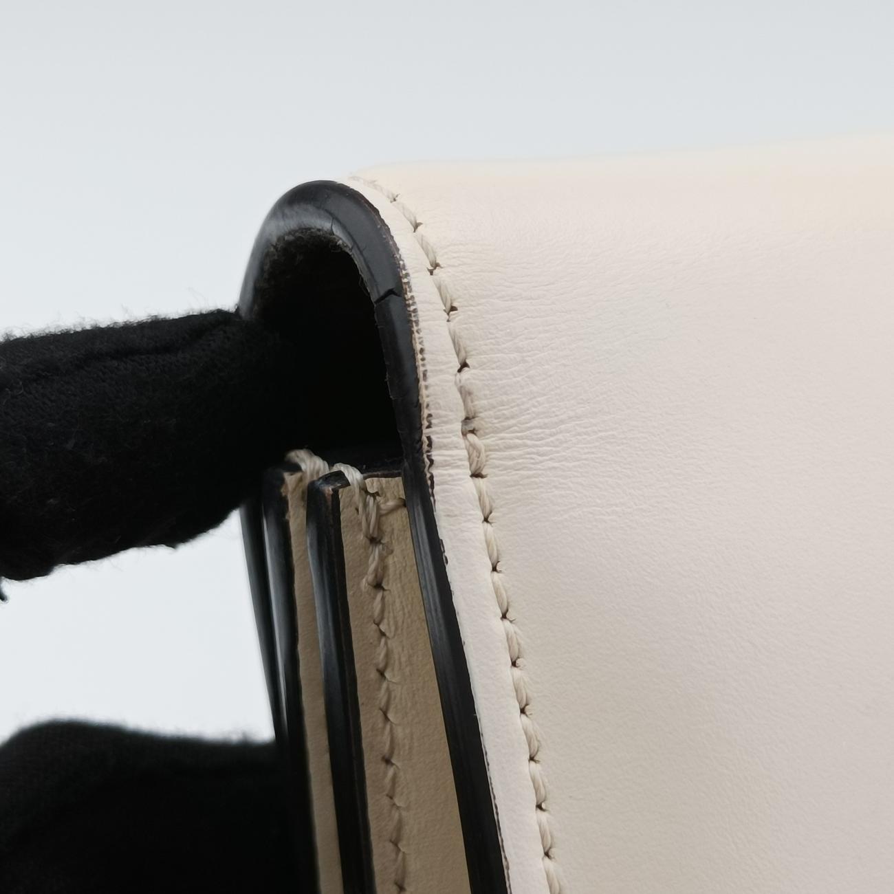 FabWhiteLeather8BT3268BT326 AAIW 209.0189ファブホワイトレザー8BT3268BT326 AAIW 209.0189