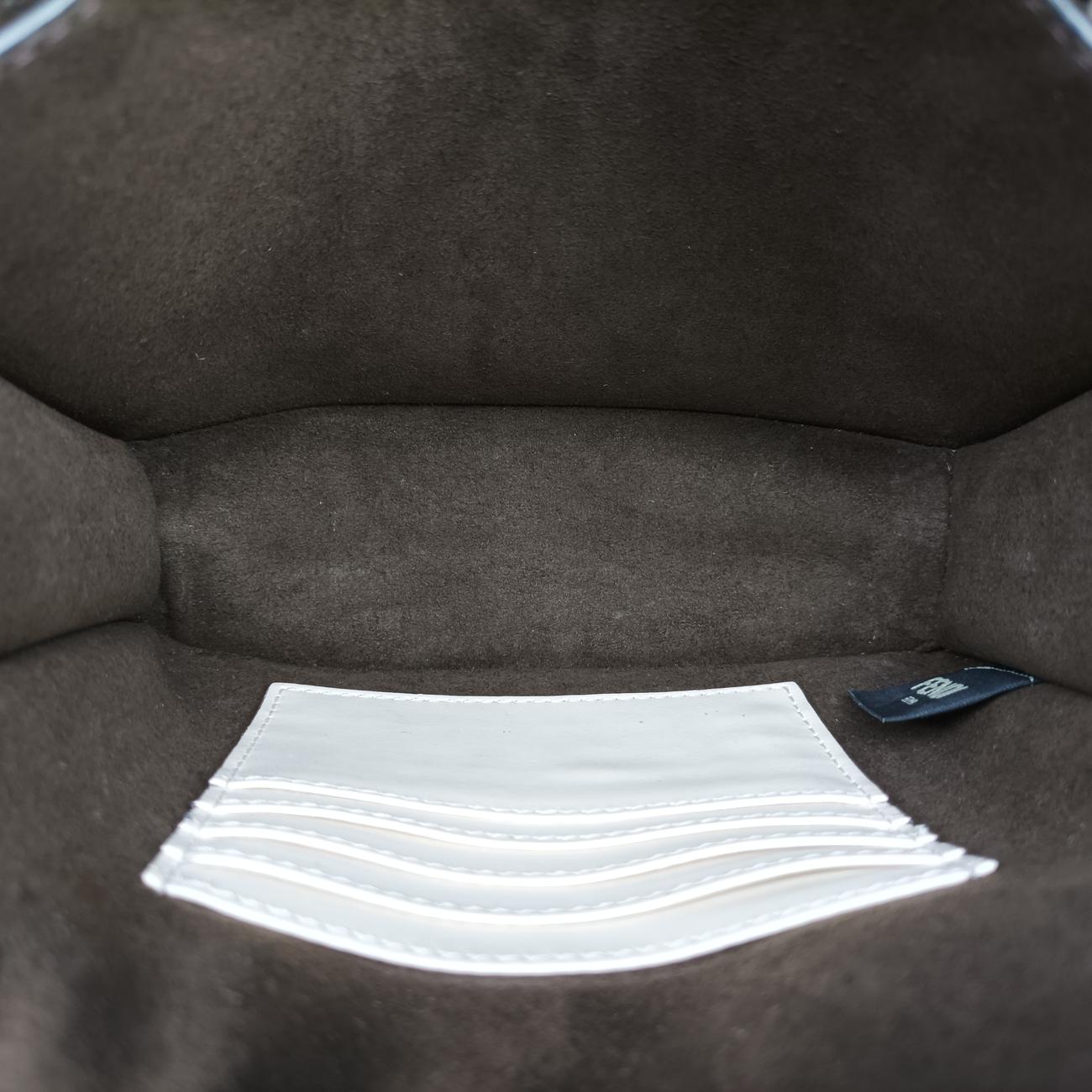 FabWhiteLeather8BT3268BT326 AAIW 209.0189ファブホワイトレザー8BT3268BT326 AAIW 209.0189