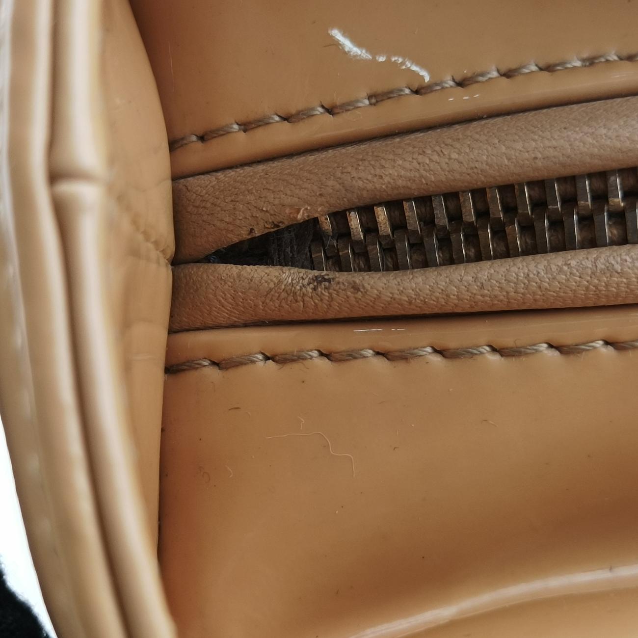 Lady DiorBeigePatent16-BO-0141 Bレディディオールベージュパテント16-BO-0141 B