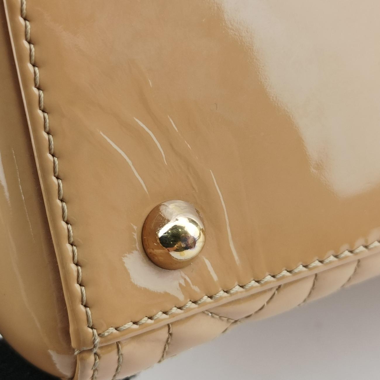 Lady DiorBeigePatent16-BO-0141 Bレディディオールベージュパテント16-BO-0141 B