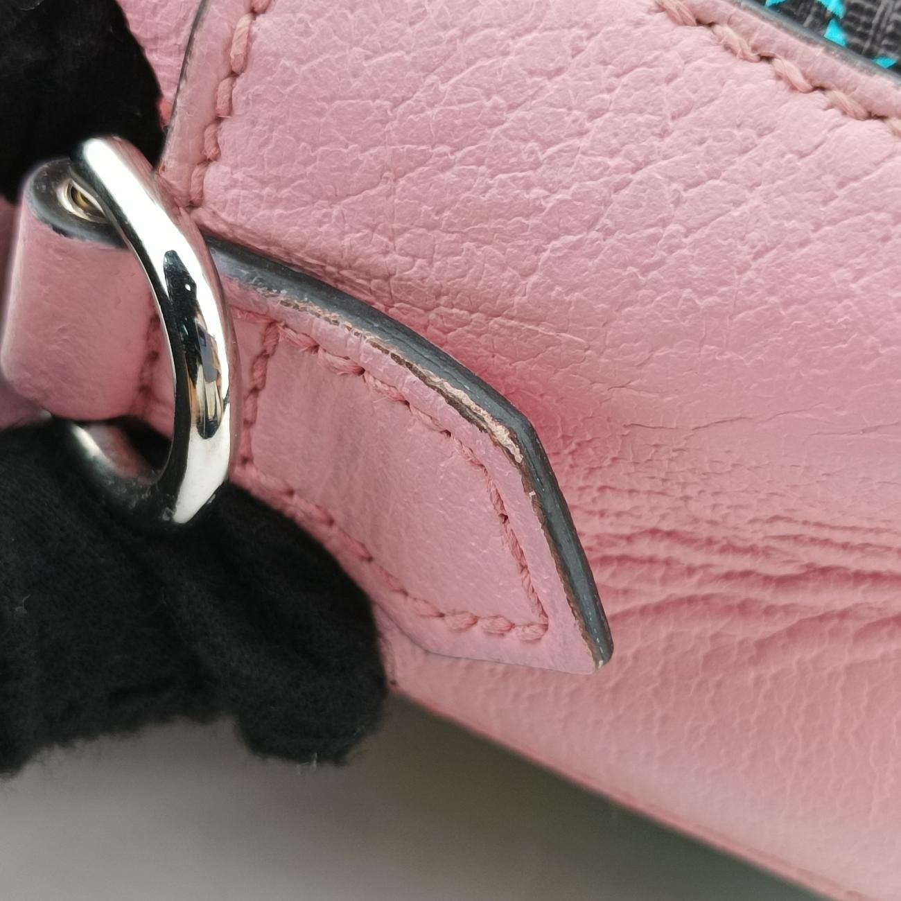 Gucci Apple Pattern MessengerMulticolourPVC coated canvas574886I030536423GGアップルマルチカラーPVCコーティングキャンバス574886I030536423