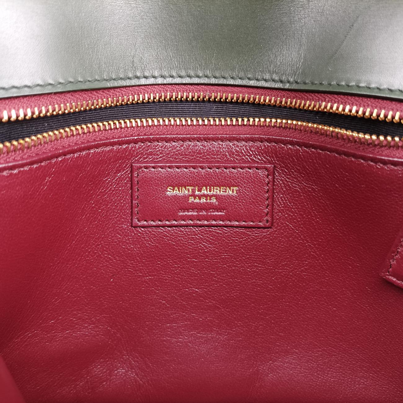 CASSANDRAGreenLeather532750MAL532750.0618カサンドラグリーンレザー532750MAL532750.0618
