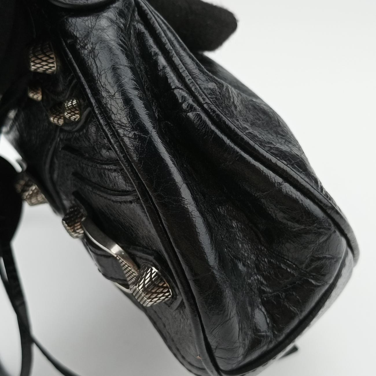 Le Cagole miniblacklambskin712813.1000.Q.535269ル カゴール ミニブラックラムスキン712813.1000.Q.535269