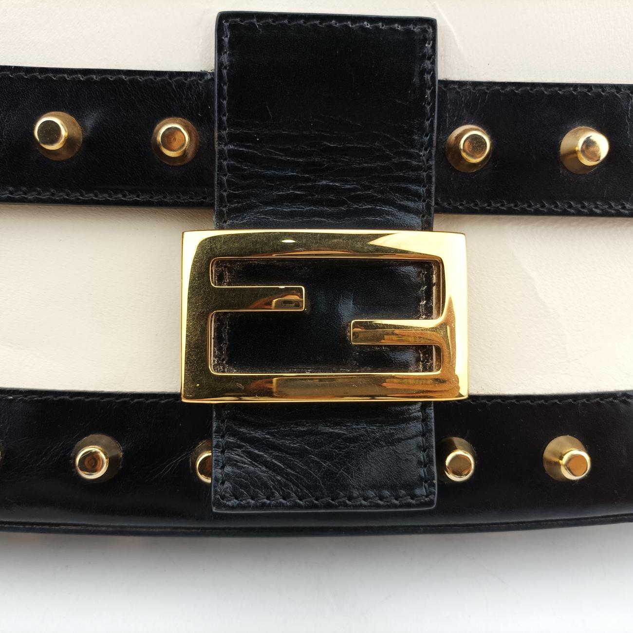 Mamma Bucket Vintage StudsWhite×BlackLeatherLot number unknownマンマバケット ヴィンテージ スタッズホワイト×ブラックレザー製番不明