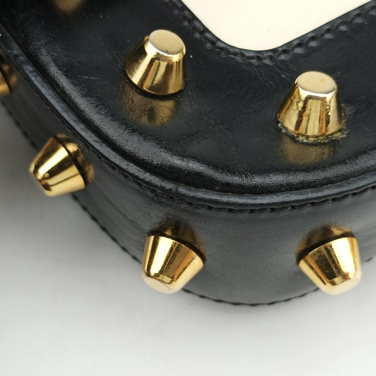 Mamma Bucket Vintage StudsWhite×BlackLeatherLot number unknownマンマバケット ヴィンテージ スタッズホワイト×ブラックレザー製番不明