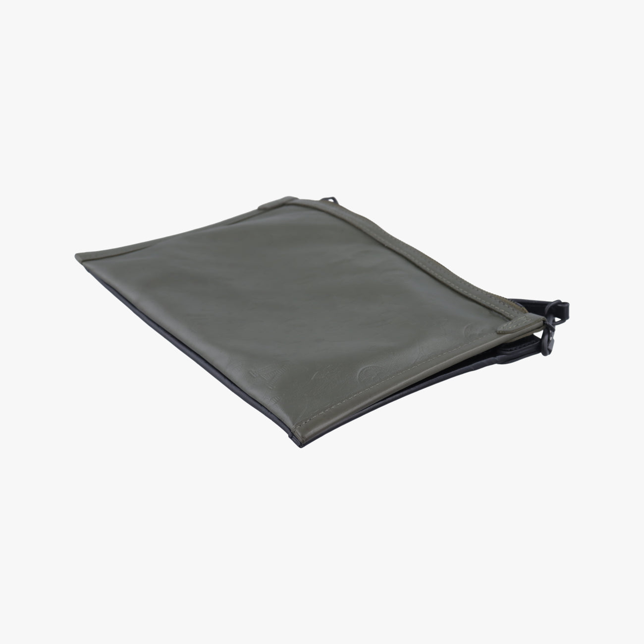 Flat MessengerNoirLeatherM44635CA2109 ICチップフラットメッセンジャーノワールレザーM44635CA2109 ICチップ